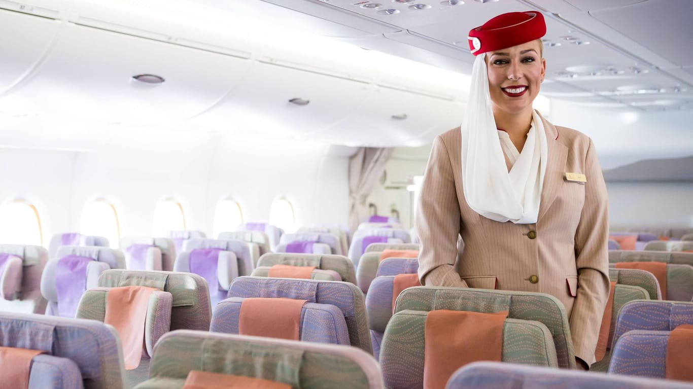 Der Airbus A380 ist die größte Passagiermaschine der Welt und fliegt auch von Dubai nach Auckland.