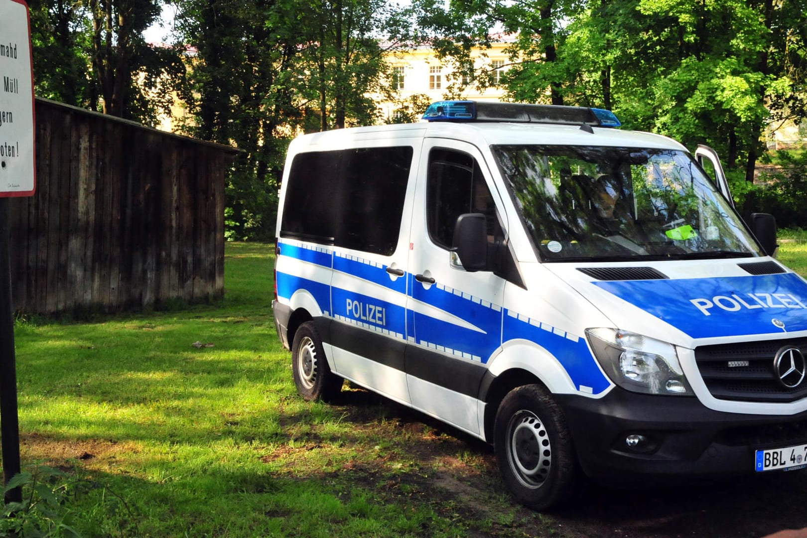 Ein Tipp führte die Polizei zu einem Terrorverdächtigen in Brandenburg.