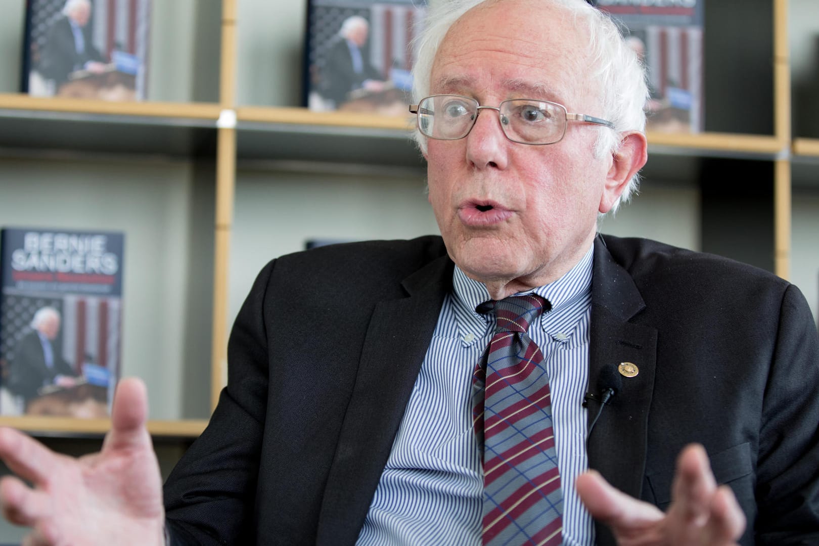 Der US-Politiker und ehemalige Präsidentschaftsbewerber Bernie Sanders im Gespräch.