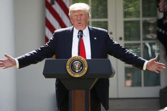 US-Präsident Donald Trump spricht im Rosengarten des Weißen Haus in Washington zum Pariser Klimaabkommen.