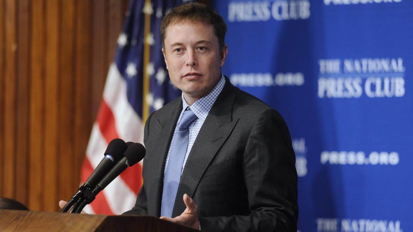 SpaceX CEO and Chief Technology Officer Elon Musk