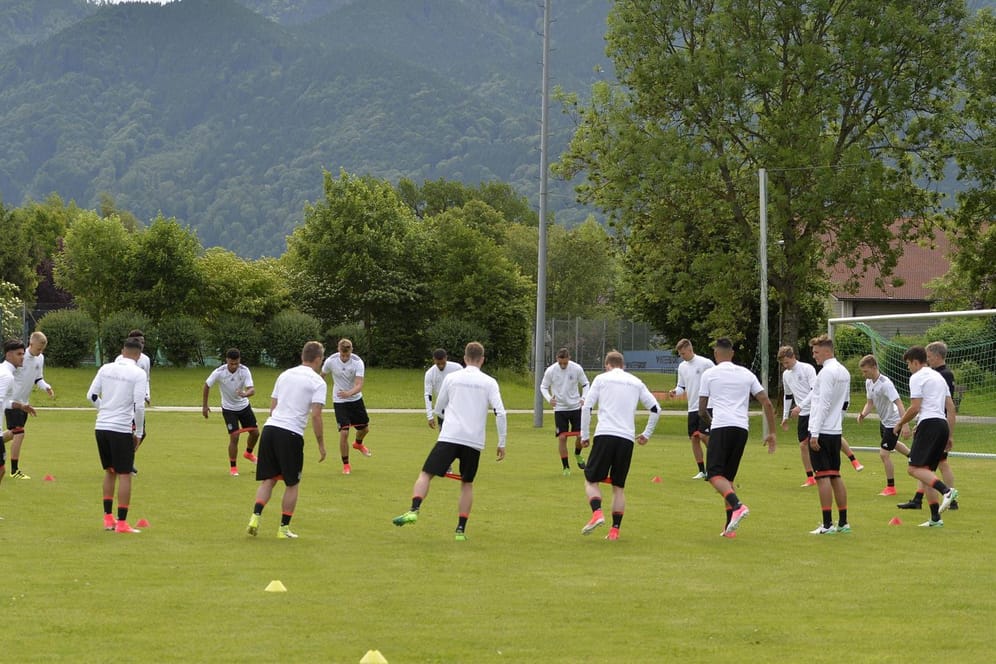 Die Deutsche U21 Nationalmannschaft trainiert in Grassau am Chiemsee.