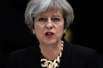 Theresa May fordert nach der Terror-Nacht von London Konsequenzen.