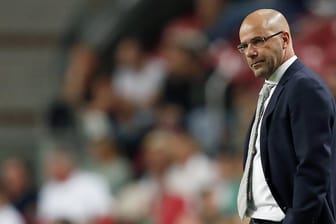 Peter Bosz führte Ajax ins Europa-League-Finale und kann gut mit Talenten umgehen.