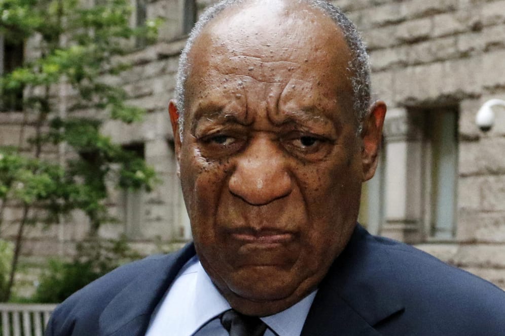 US-Entertainer Bill Cosby steht wegen des Verdachts der sexuellen Nötigung vor Gericht.