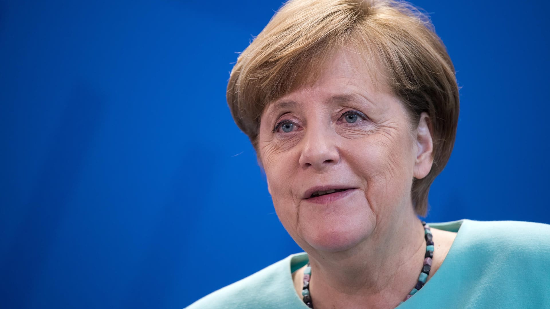 Bundeskanzlerin Merkel genießt bei CDU- und CSU-Anhängern sehr starken Rückhalt. Bundeskanzlerin Merkel genießt bei CDU- und CSU-Anhängern sehr starken Rückhalt.