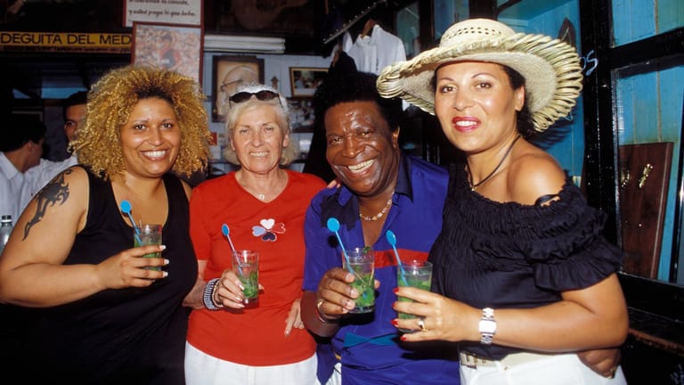 Roberto Blanco mit seiner Ex-Frau Mireille Tochter Mercedes und Patricia auf Kuba.