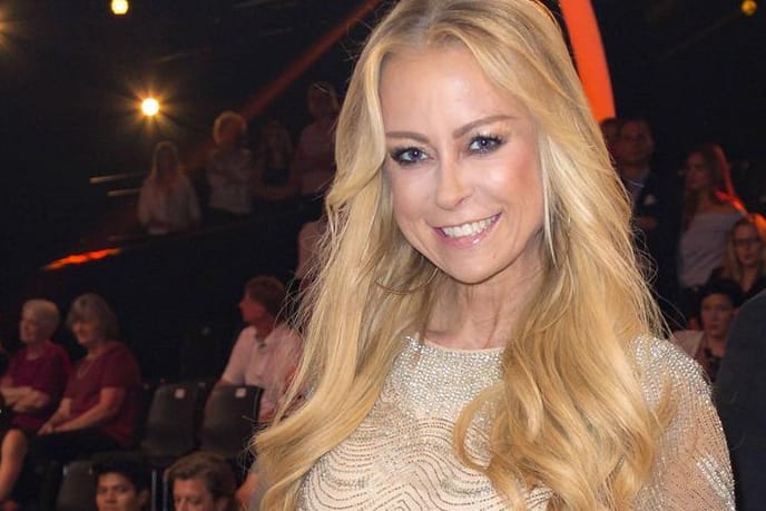 Jenny Elvers hat einen 16-jährigen Sohn.