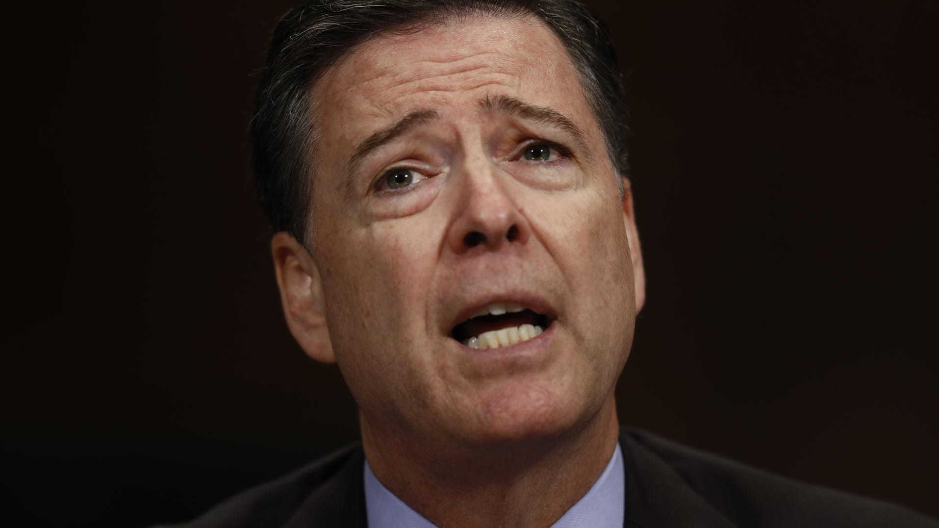 Der frühere FBI-Chef James Comey belastet US-Präsident Donald Trump.