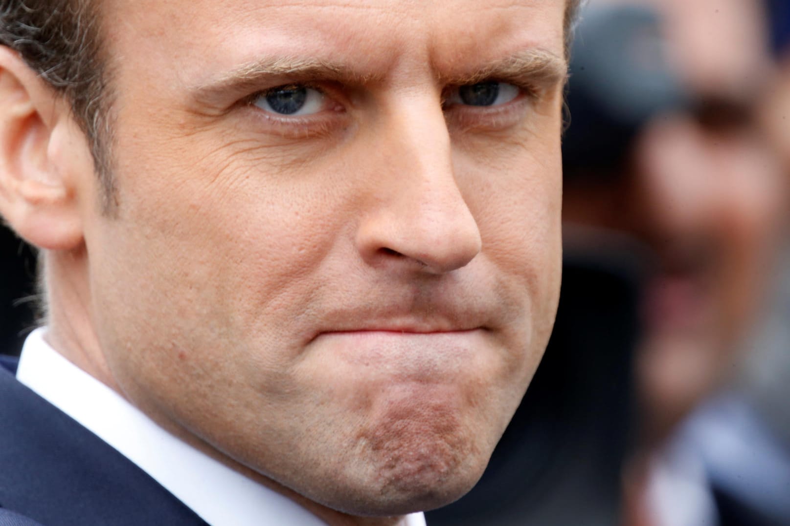 Frankreichs Präsident Emmanuel Macron winkt eine komfortable Parlamentsmehrheit.