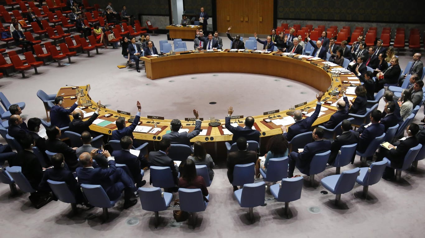 UN Botschafter bei einer Abstimmung im Sicherheitsrat der Vereinten Nationen für eine Resolution gegen Nordkorea. (Symbolbild)