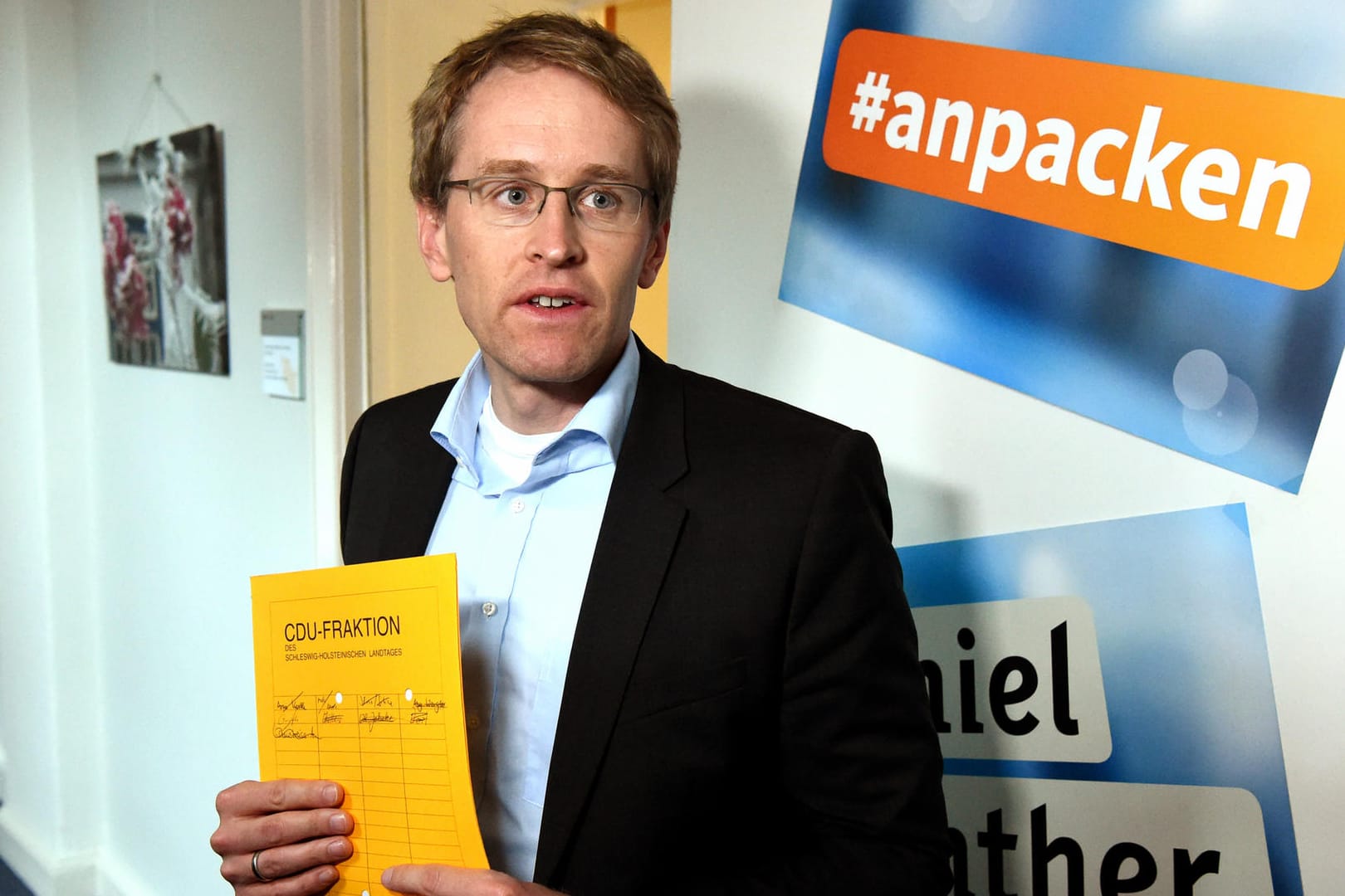 Die Koalitionsverhandlungen in Kiel gestalten sich für Verhandlungsführer Daniel Günther (CDU) immer mehr zur Zerreißprobe.