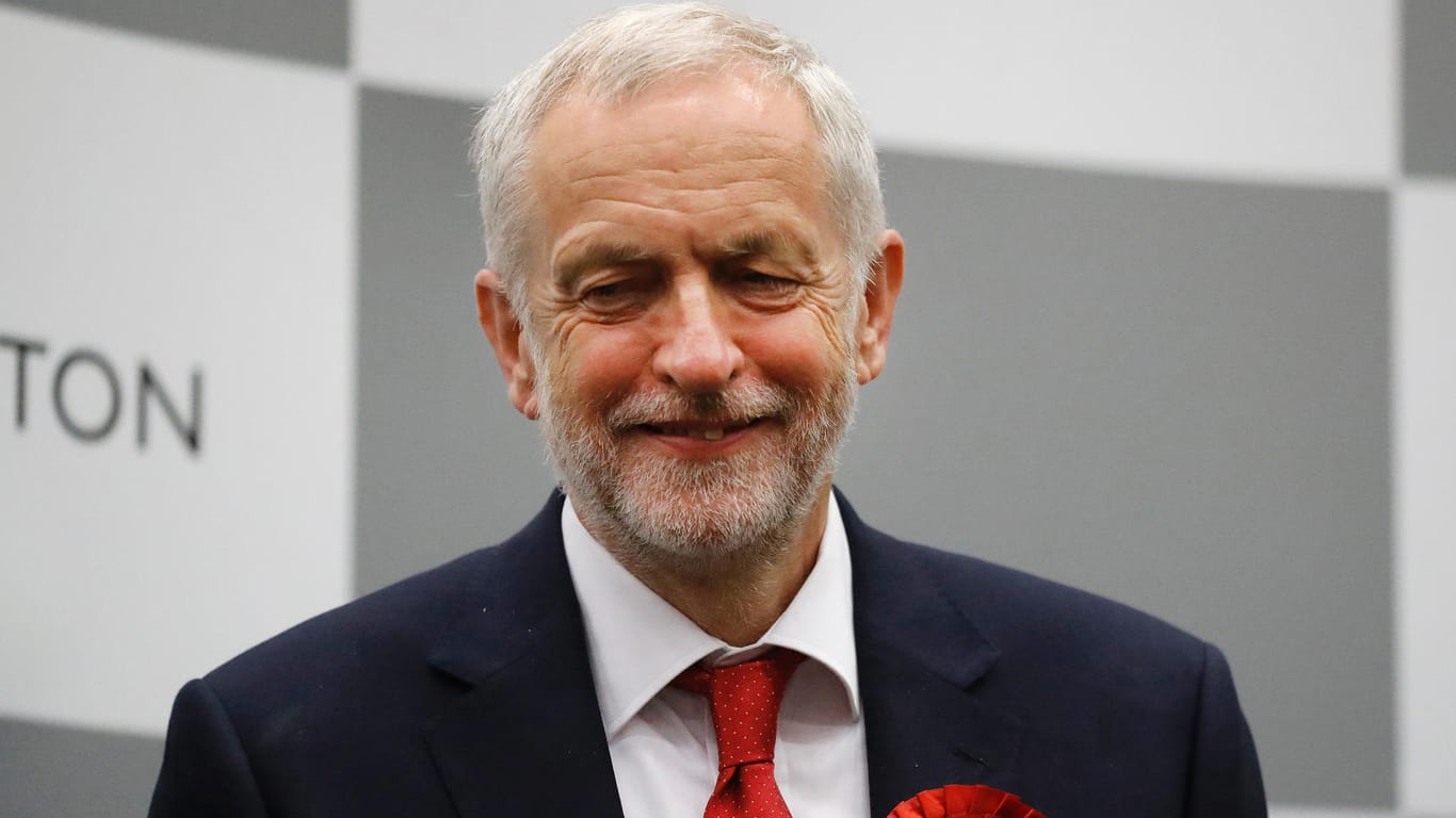 Labour-Chef Jeremy Corbyn hat die britische Premierministerin Theresa May aufgefordert, aufzugeben.