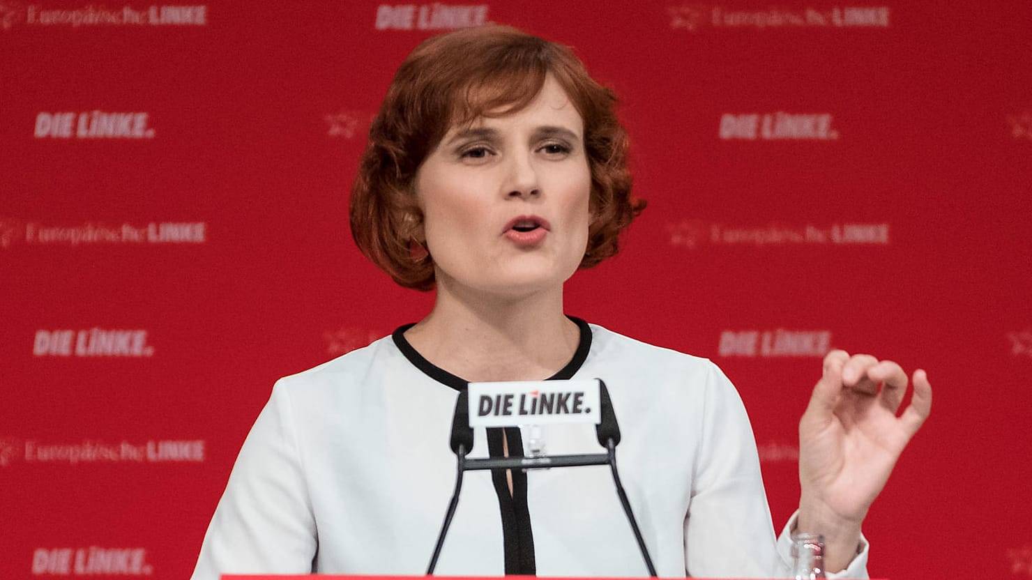 Die Parteivorsitzende der Linken, Katja Kipping, holt auf dem Bundesparteitag der Linken zum politischen Rundumschlag aus. Die Parteivorsitzende der Linken, Katja Kipping, holt auf dem Bundesparteitag der Linken zum politischen Rundumschlag aus.