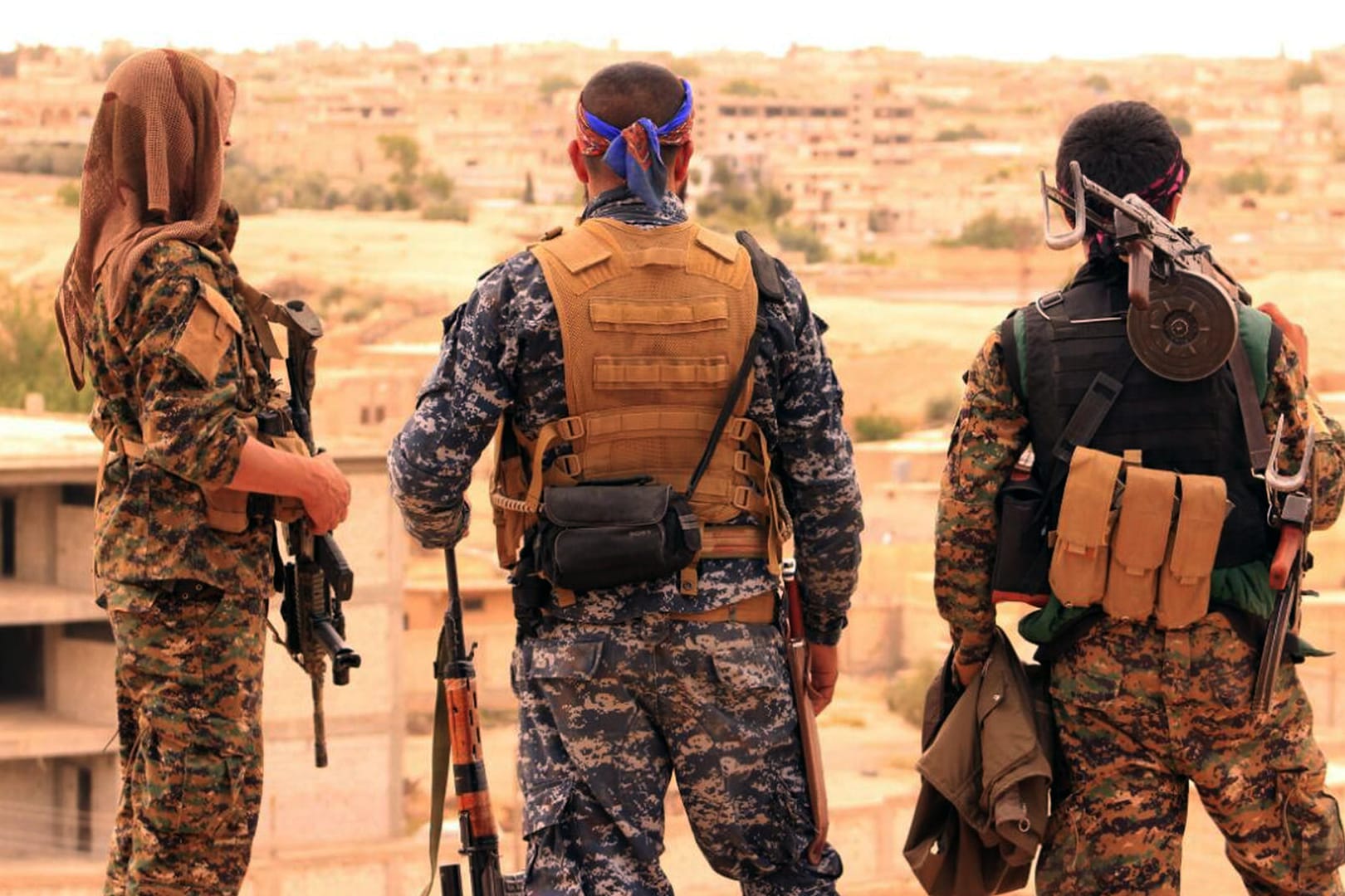 SDF-Kämpfer haben mit dem lang erwarteten Sturm auf die wichtigste verbliebene IS-Hochburg Rakka in Nordsyrien begonnen, mit Erfolg.