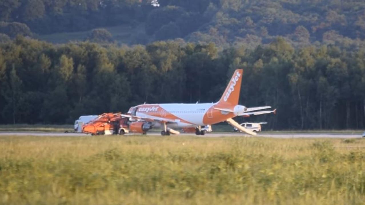 Bombenalarm im Flugzeug von easyjet Bombenalarm im Flugzeug von easyjet