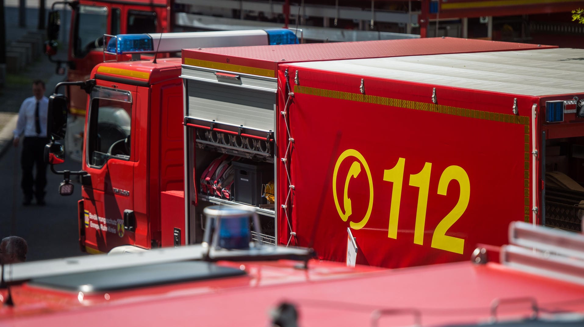 In Leipzig musste die Feuerwehr anrücken, um Kinder aus einem Auto zu befreien.