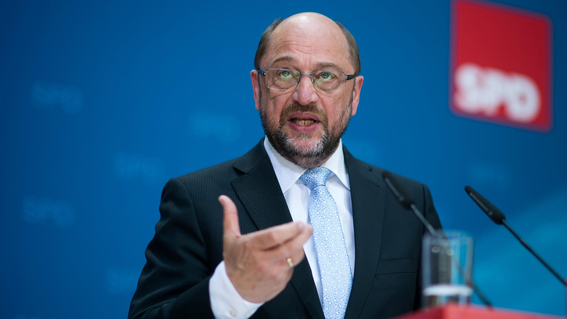 Politiker-Ranking: Martin Schulz verliert - Merkel an der Spitze Politiker-Ranking: Martin Schulz verliert - Merkel an der Spitze