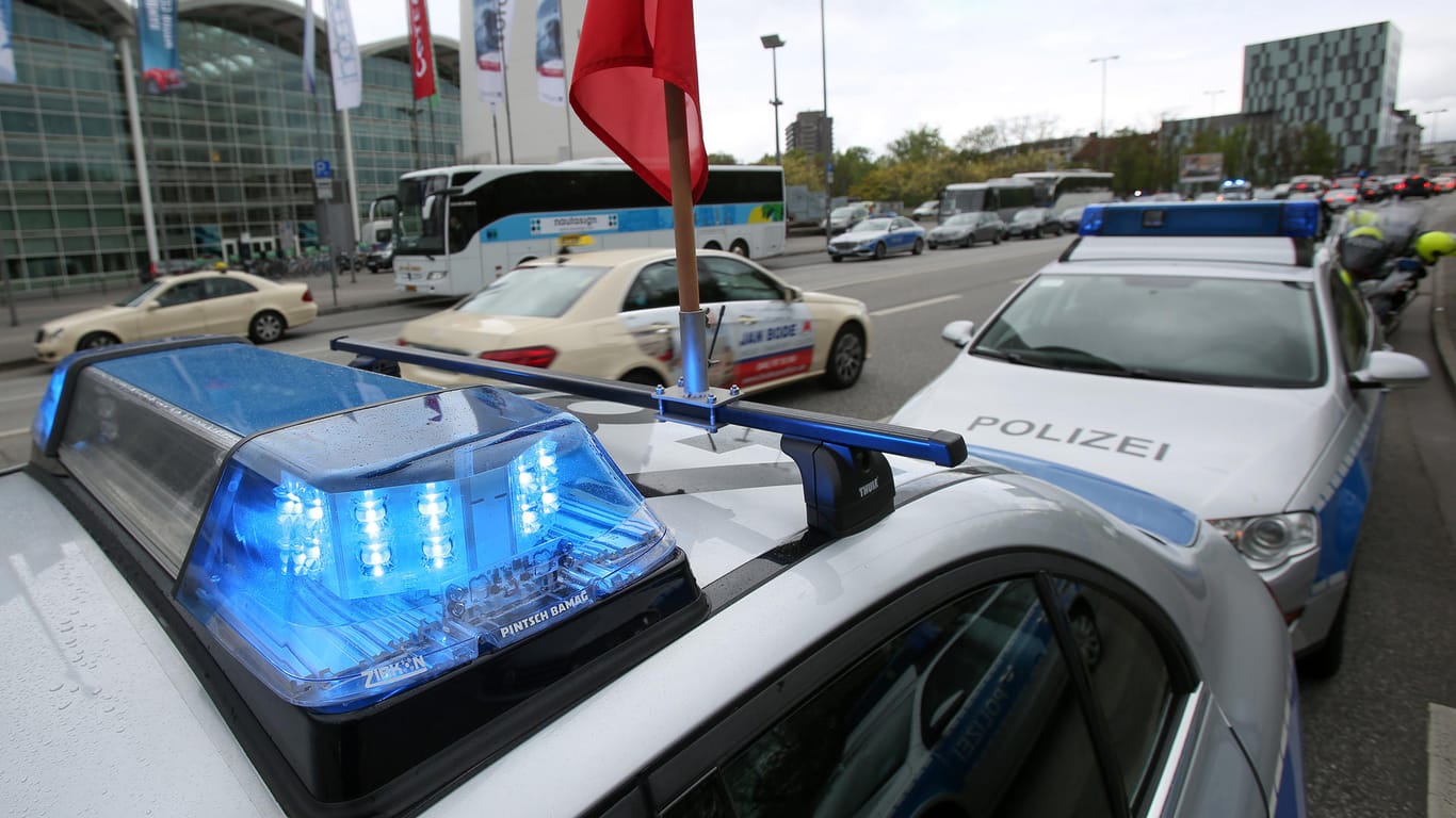 Hamburger Polizei trainiert Kolonnen-Fahrten für G20