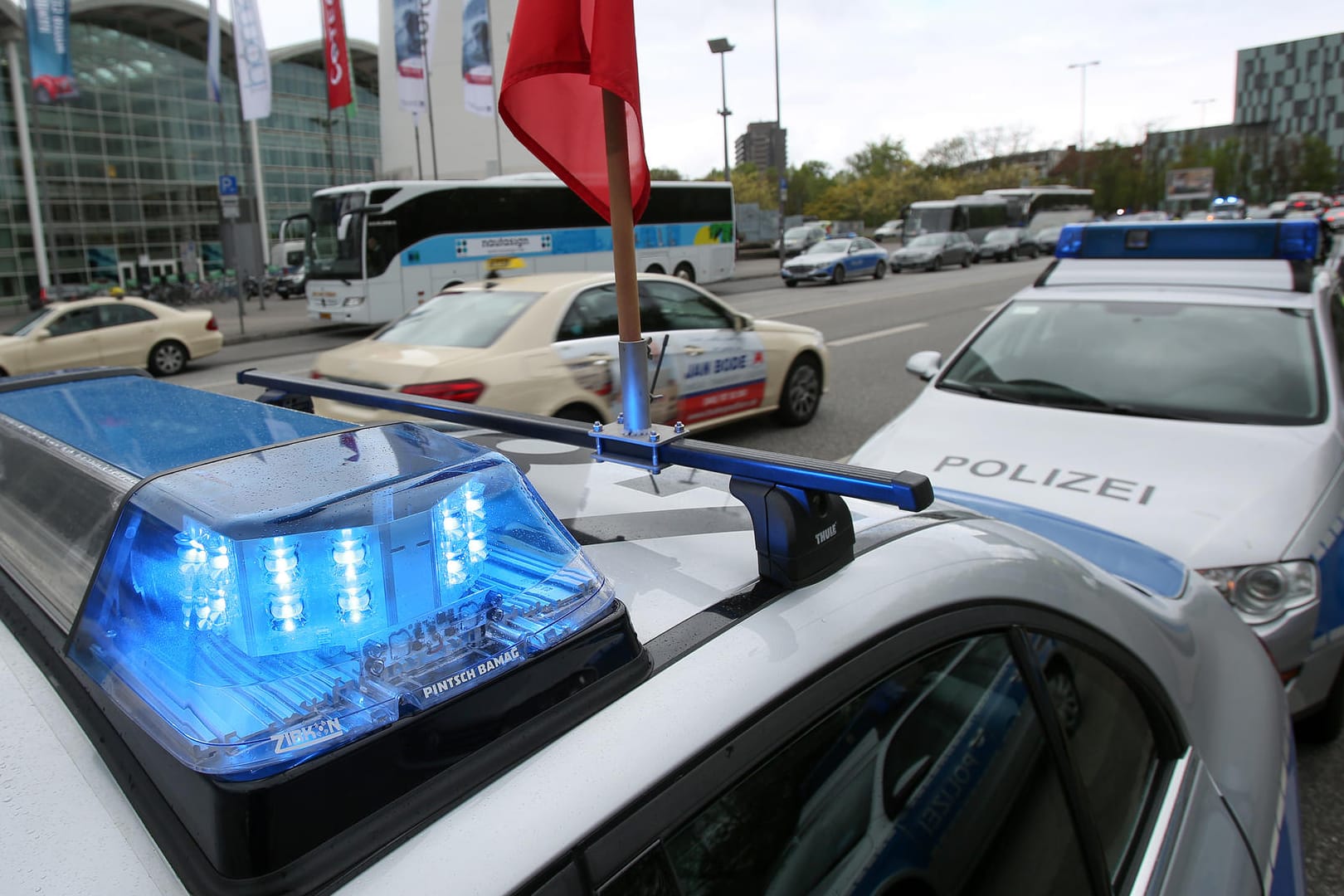 Hamburger Polizei trainiert Kolonnen-Fahrten für G20