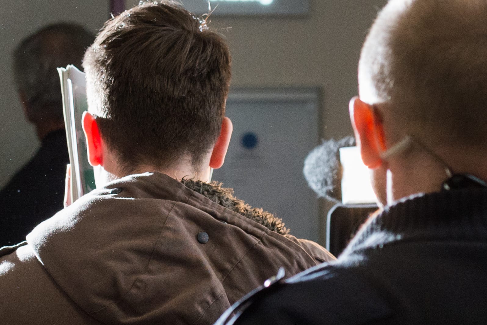 Im Prozess um den Missbrauch einer Zweijährigen hat die Staatsanwaltschaft für die beiden Angeklagten hohe Haftstrafen gefordert.