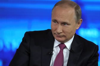 In der TV-Show «Der direkte Draht» stellt sich Putin den Fragen der Bürger.