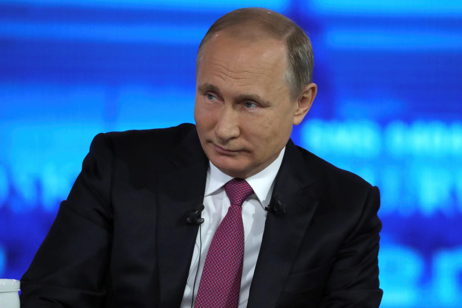 In der TV-Show «Der direkte Draht» stellt sich Putin den Fragen der Bürger.