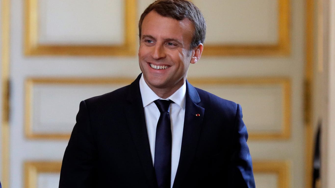 Die Partei des neuen französischen Präsidenten Emmanuel Macron steht laut Umfragen vor einer Rekord-Mehrheit im Parlament.