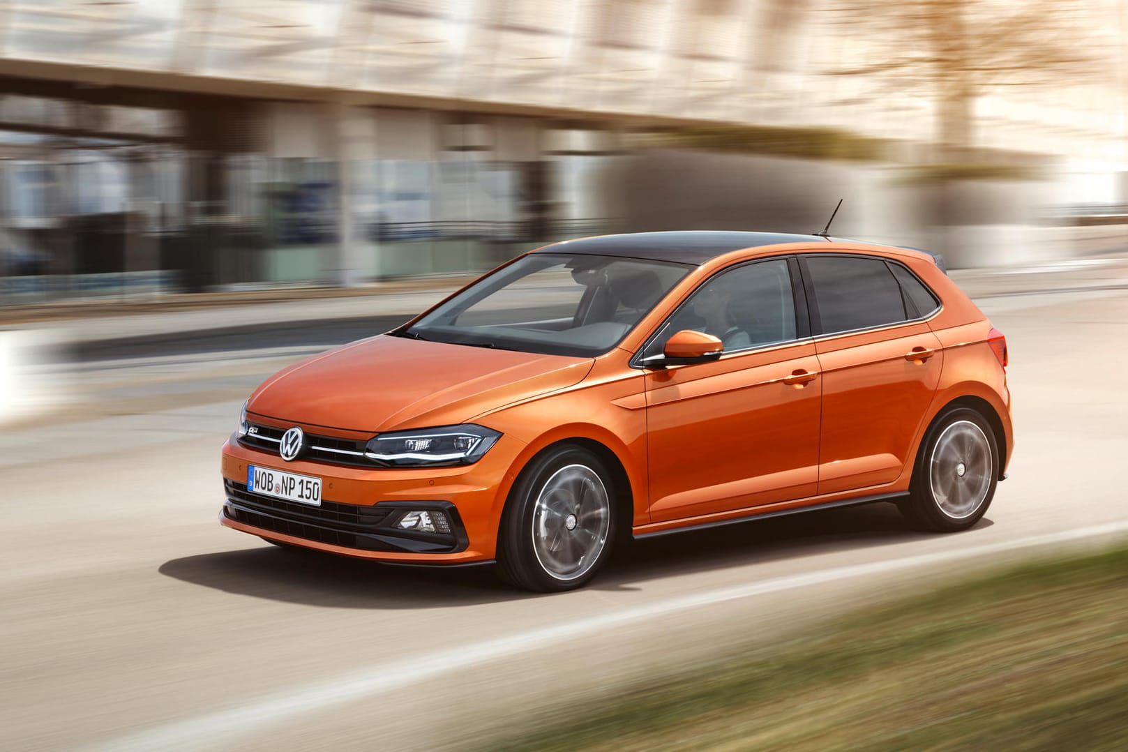 Der neue Polo kommt ab 12.975 Euro zu den Händlern.