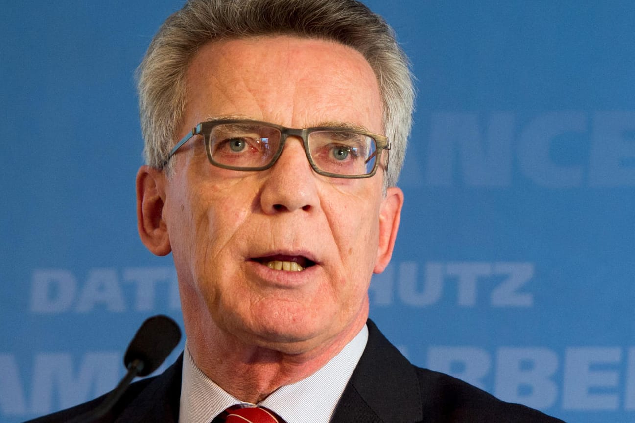 Bundesinnenminister Thomas de Maiziere sieht den Friedensmarsch als Zeichen des gesellschaftlichen Zusammenhalts.