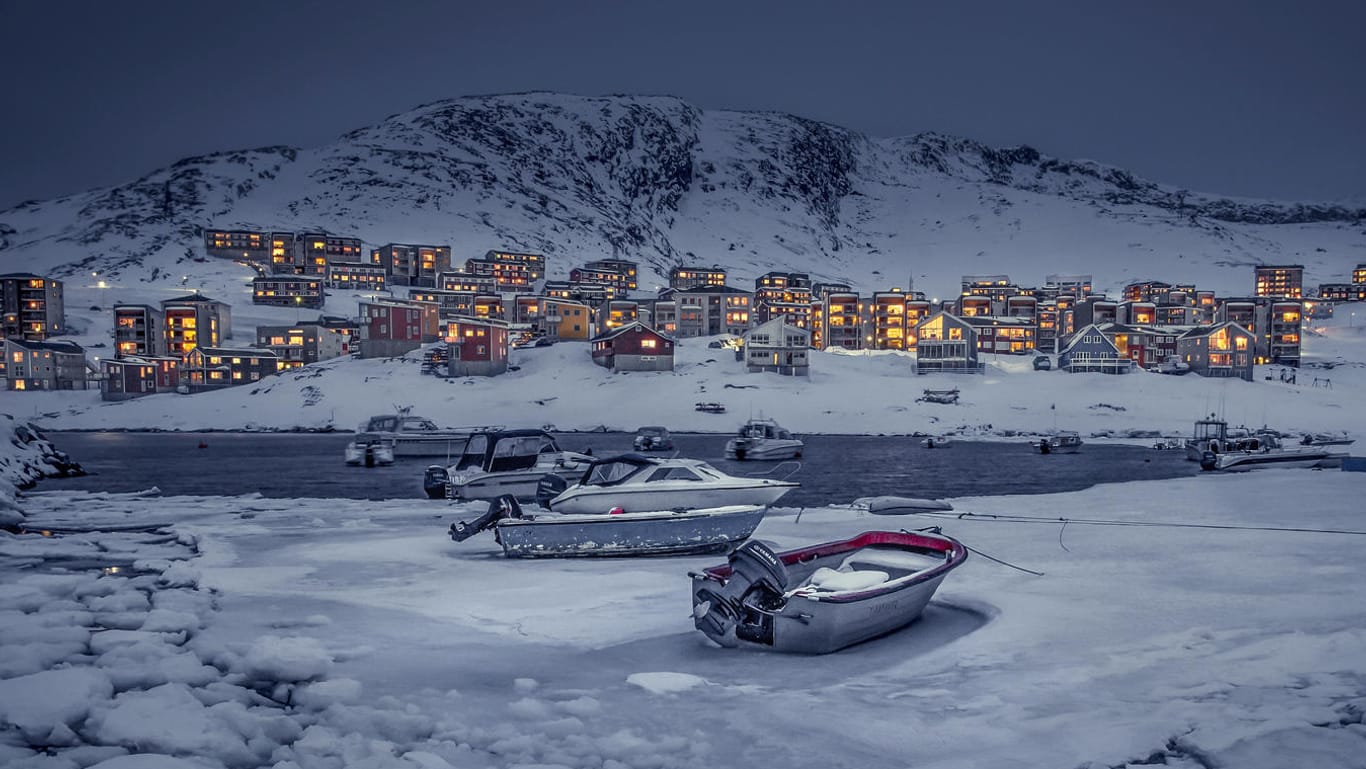 Der Hafen von Nuuk in Grönland