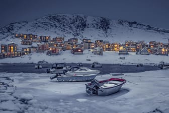 Der Hafen von Nuuk in Grönland