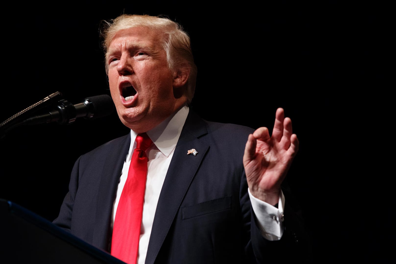 US-Präsident Donald Trump fühlt sich als Opfer einer "Hexenjagd".