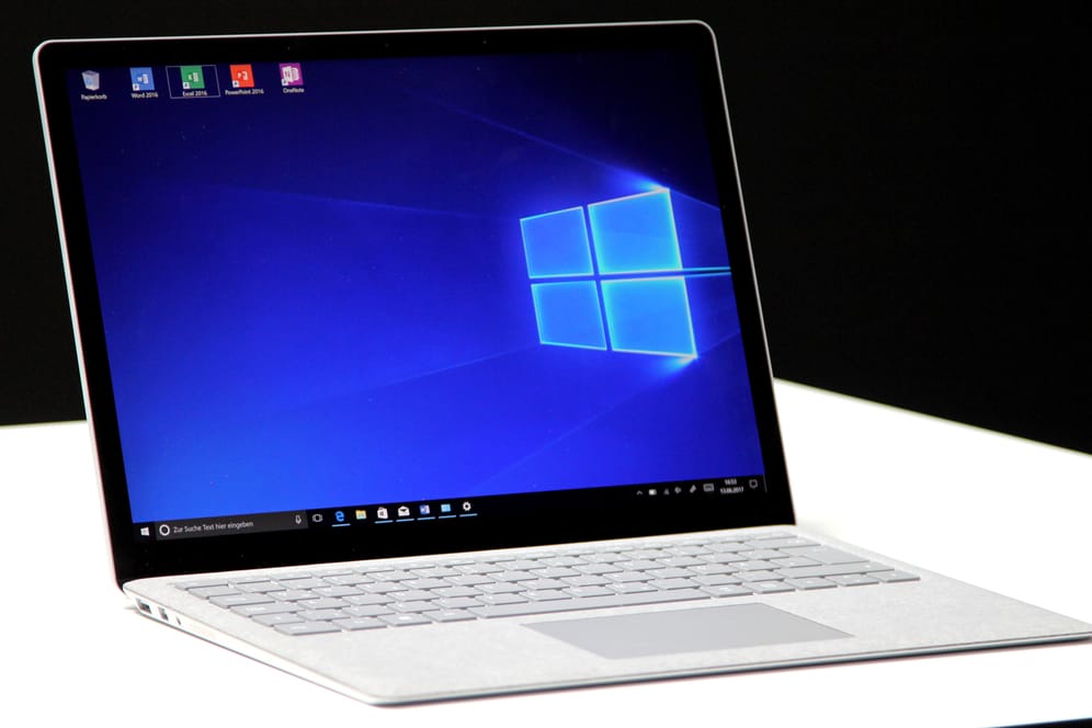 Microsoft Surface Laptop