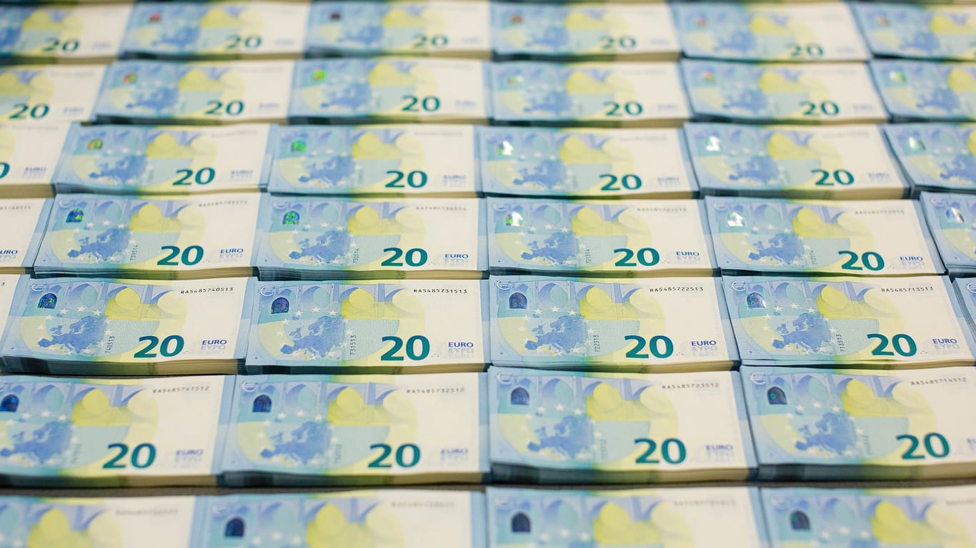 Stapel von Zwanzig-Euro-Scheinen