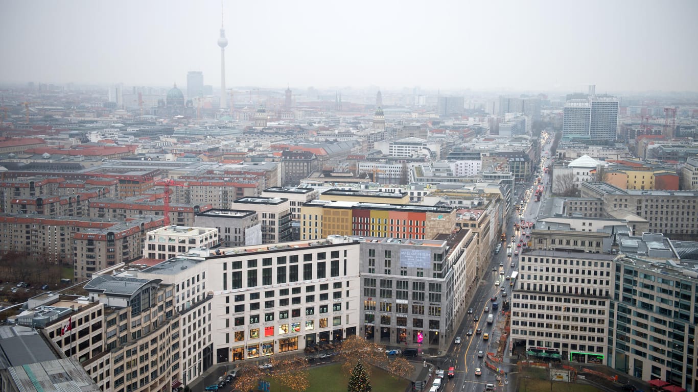 Die Berliner Luft hat zu viel Stickstoffoxid: Die höchsten Werte liefert eine Messstation an der Leipziger Straße.