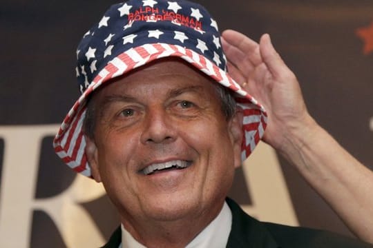 Der Republikanische Kongress-Abgeordnete Ralph Norman lächelt nach dem Sieg bei einer Nachwahl in South Carolina.