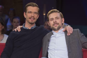 Gerade flimmerte die letzte Folge von Jokos und Klaas' Late-Night-Show "Circus HalliGalli" über die Bildschirme.