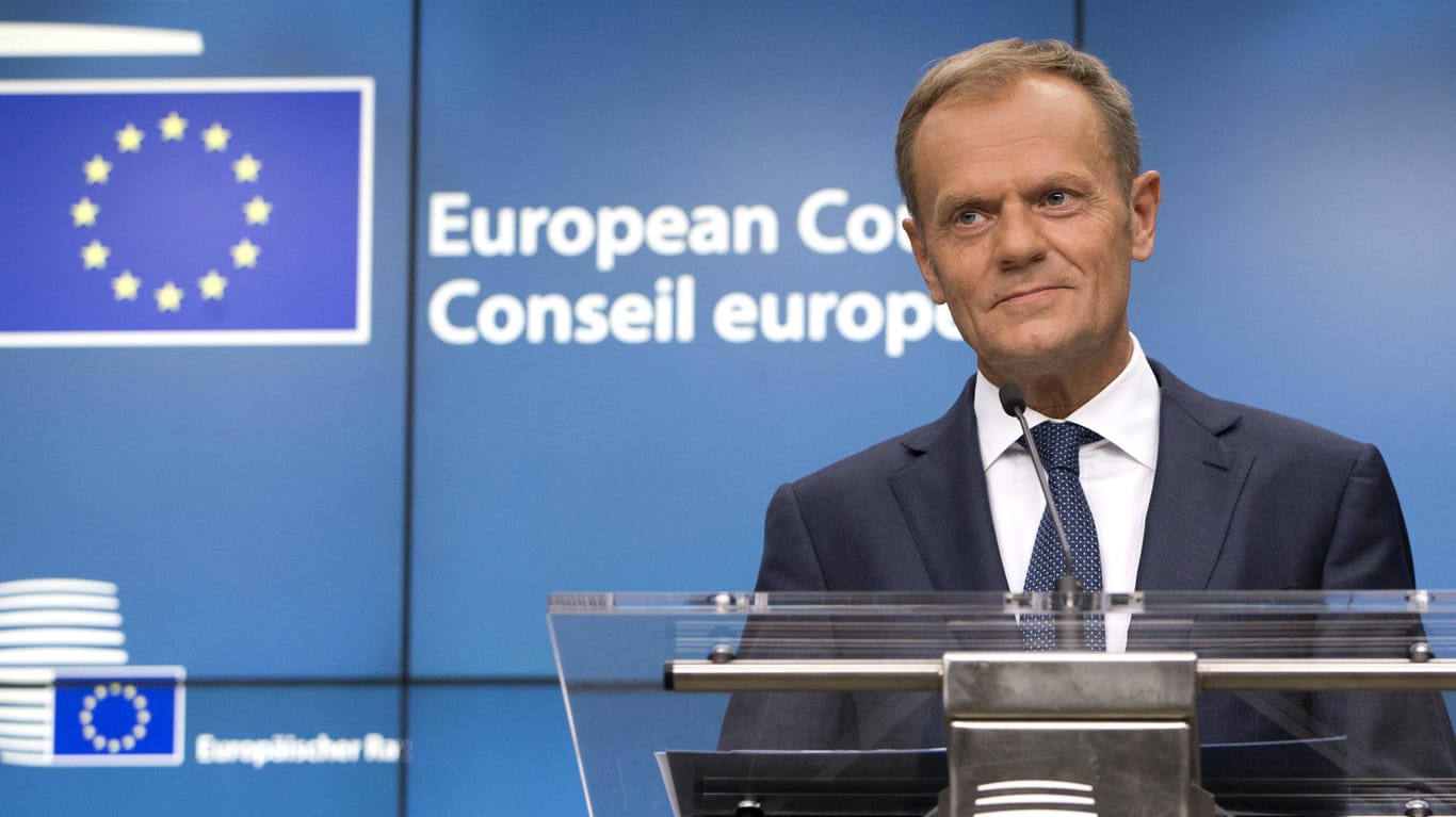 Der Präsident des Europäischen Rates, Donald Tusk, verkündete über Twitter die Verlängerung der Wirtschaftssanktionen.