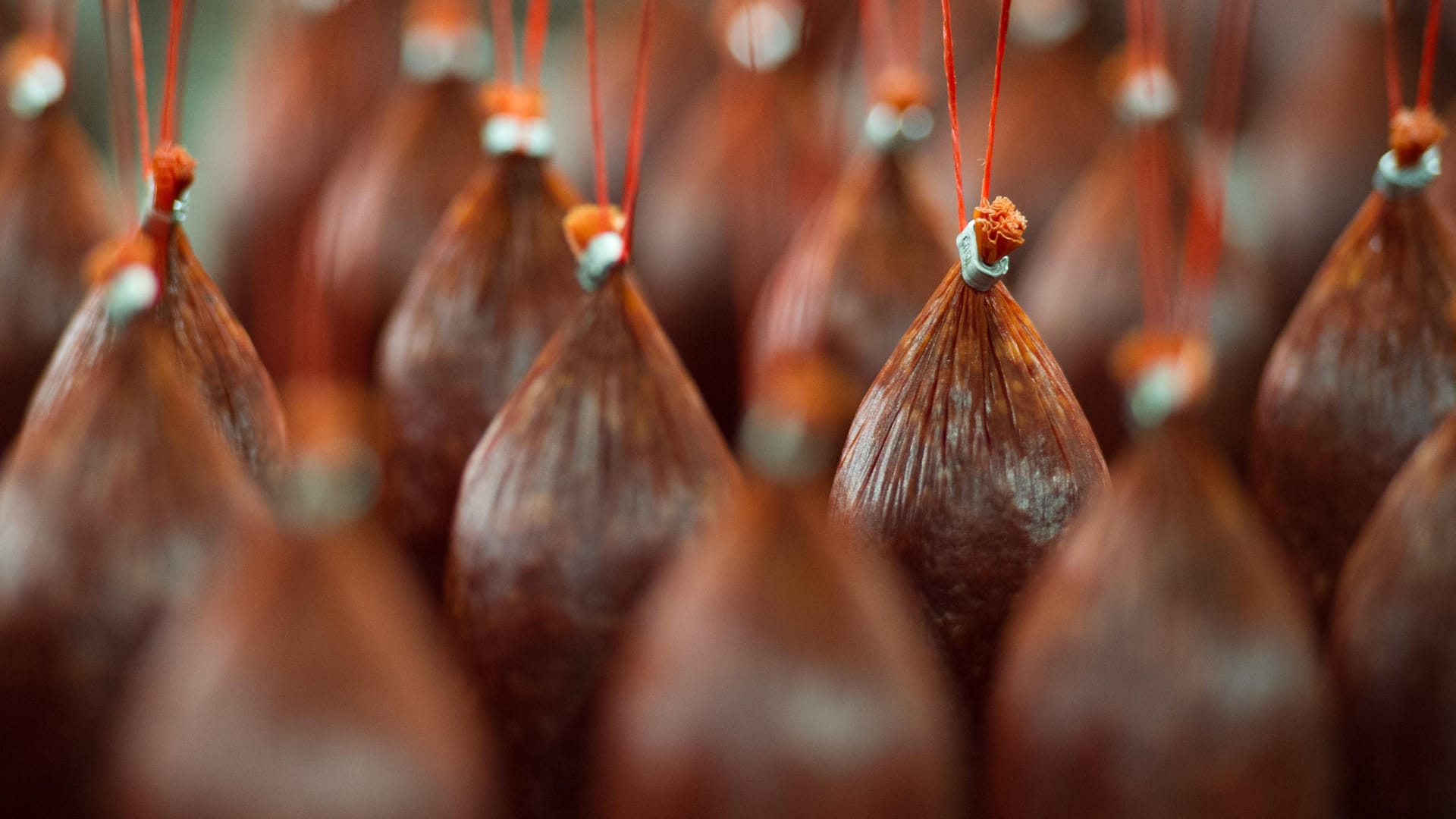 Gesundheitsrisiko: In mehreren Bundesländern musste ein Salami-Produkt zurückgerufen werden. (Symbolbild)