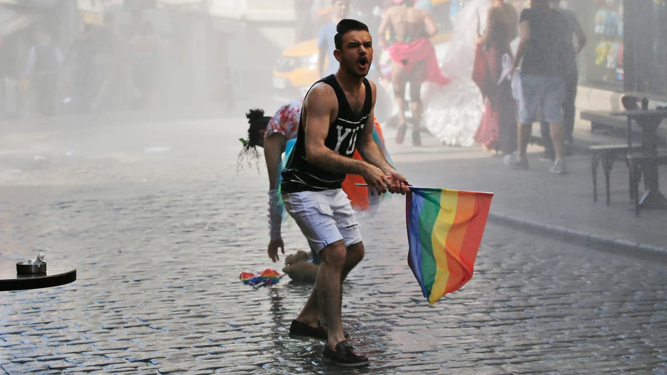 Istanbul verbietet Gay-Pride-Parade