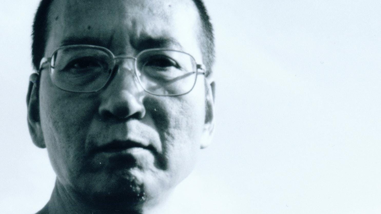 Ein undatiertes Handout zeigt den inhaftierten chinesischen Dissidenten und Bürgerrechtler Liu Xiaobo. (Archiv) Ein undatiertes Handout zeigt den inhaftierten chinesischen Dissidenten und Bürgerrechtler Liu Xiaobo. (Archiv)