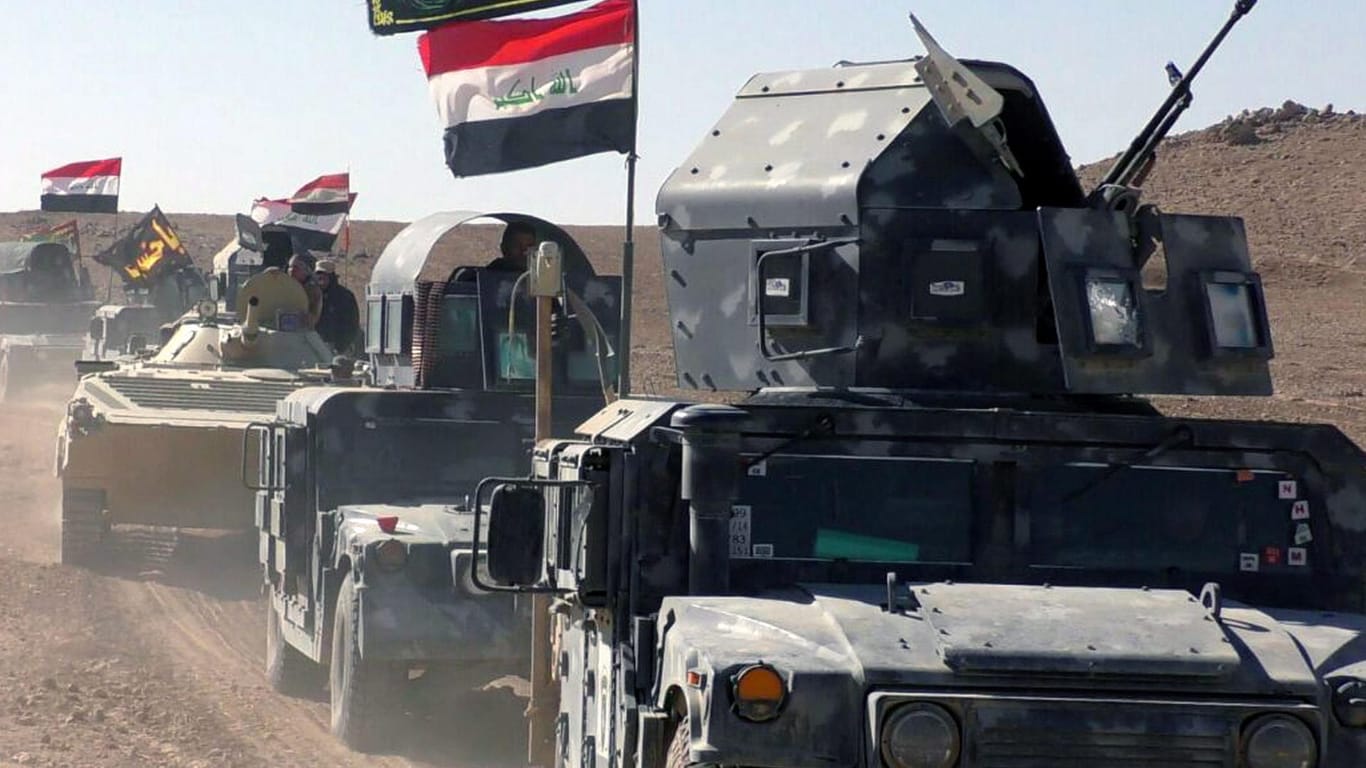 Soldaten der irakischen Armee auf dem Vormarsch