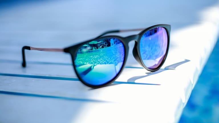 Diesen Sommer sollte die perfekte Sonnenbrille drei Dinge vereinen.