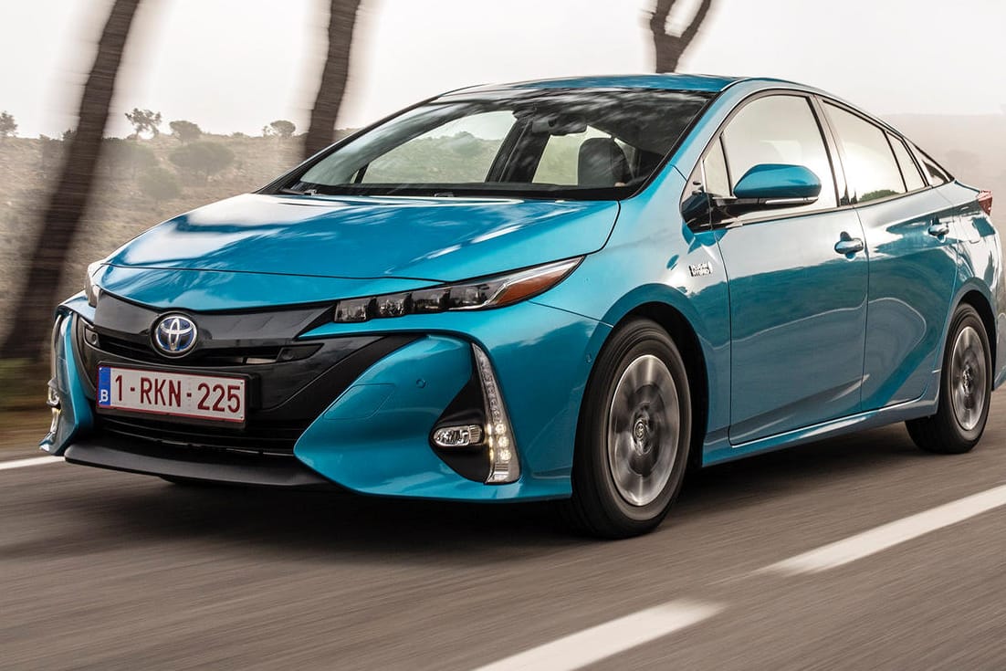 Aktuelle Testrunde: Gegen die vier anderen Plug-in-Hybride setzt sich der Toyota Prius klar durch.