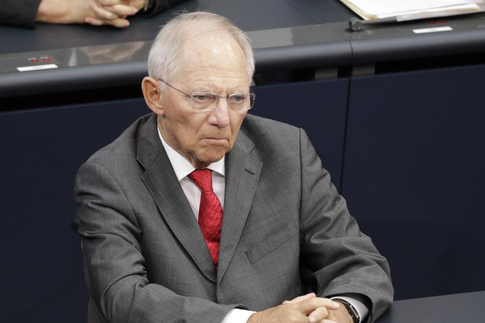 Die von Wolfgang Schäuble auf den Weg gebrachten Etatpläne werden so aber nicht beschlossen, bieten aber eine Grundlage für die zukünftige Regierung.