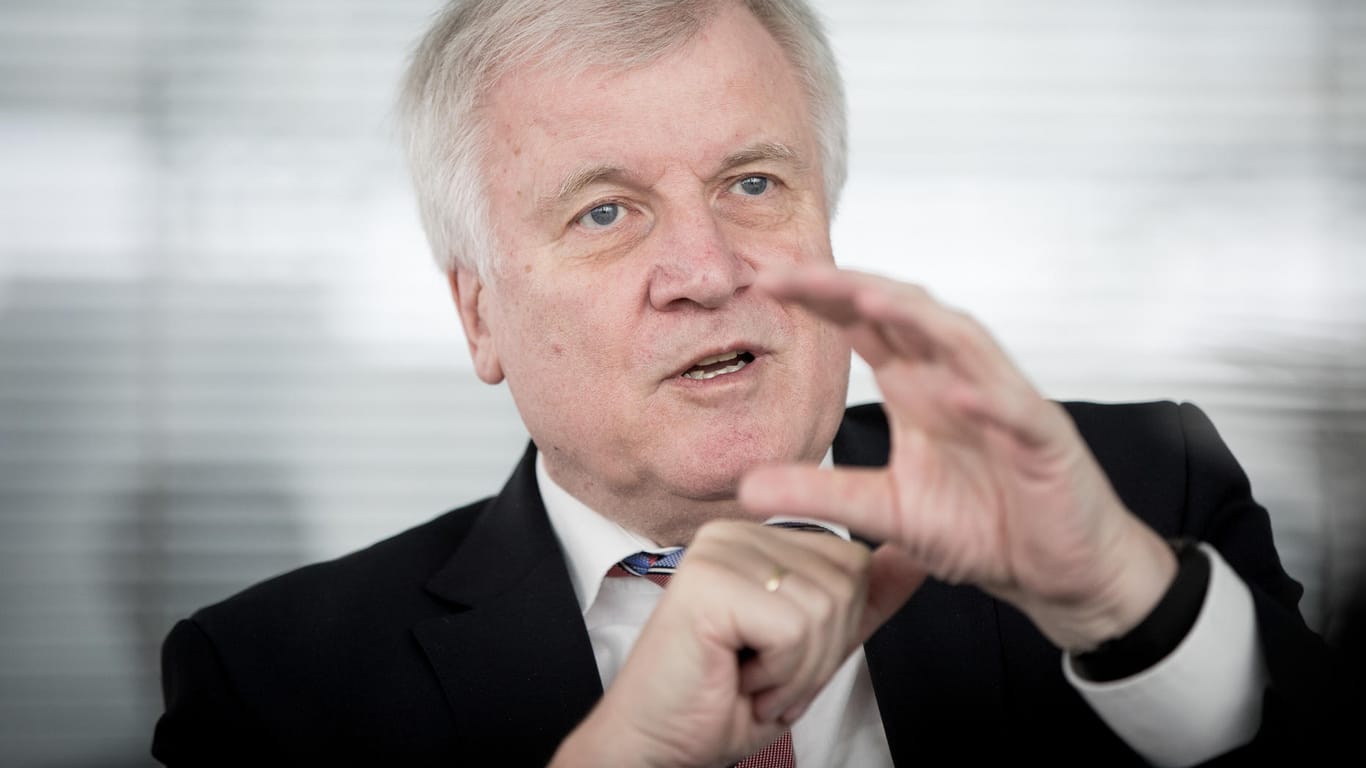Seehofer wirft der SPD "Koalitionsbruch" vor