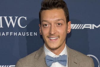 Am Wochenende wurde die Instagram-Seite von Fußballstar Mesut Özil gehackt.