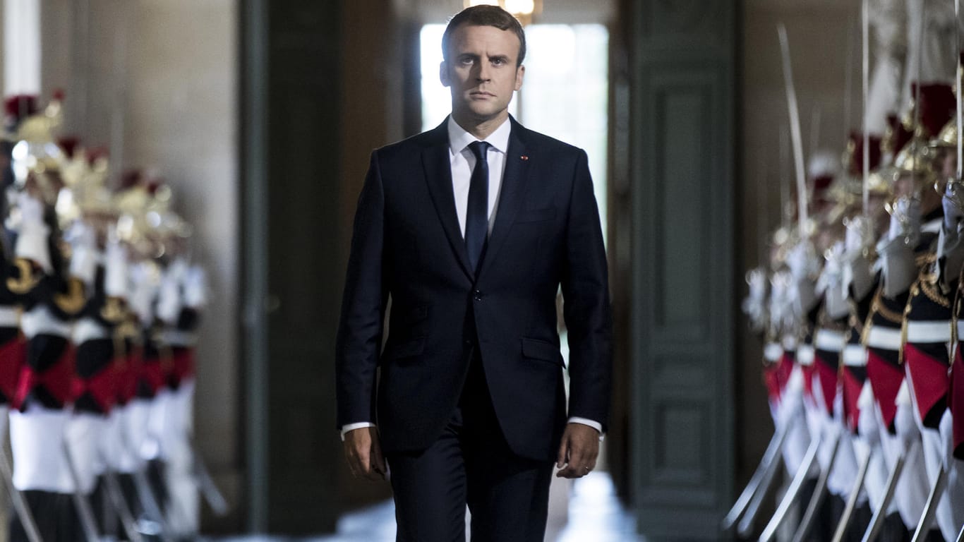 Der französische Präsident Emmanuel Macron hat in einer Grundsatzrede einen "radikal neuen Weg" in der Politik angekündigt.
