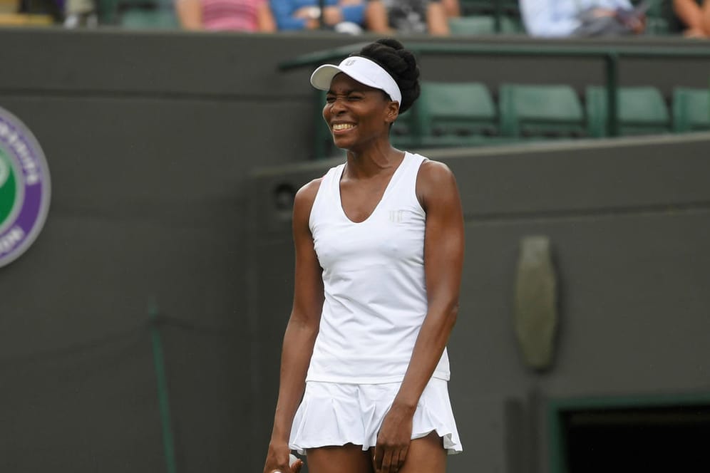 Venus Williams setzte sich in der ersten Runde mit 7:6 (9:7), 6:4 gegen die Belgierin Elise Mertens durch.